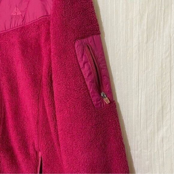 Nike ACG JACKET Womens Medium Jacket Fuchsia Fuzzy Full Zip - Picture 3 of 10